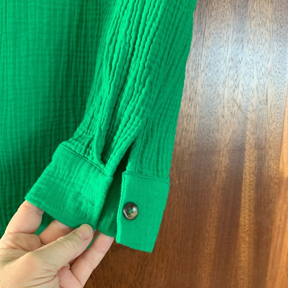 Lacoste Women’s Button down Green - Picture 4 of 6